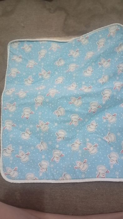 Отдам даром детская одежда.