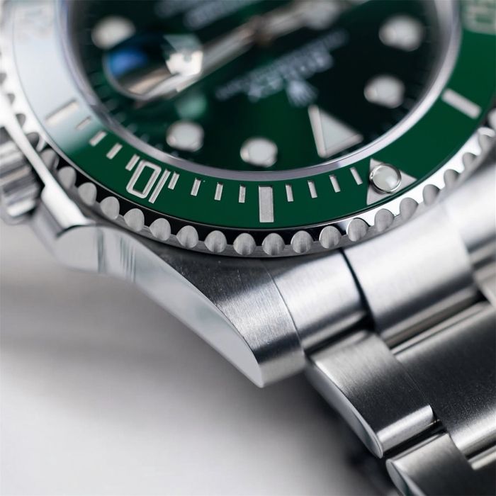 Rolex Submariner “Hulk” – Ref. 116610LV (2018)