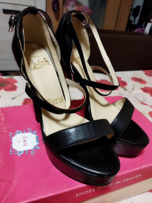 Sandale de lux Christian Louboutin nr 39