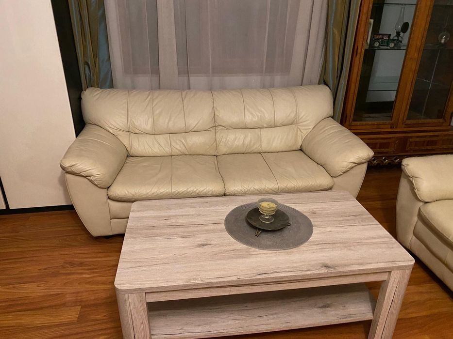 Canapea si fotolii piele naturala  crem bej alba
