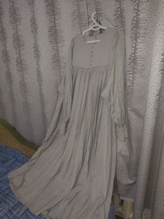 Продам платья недорого