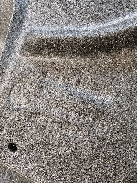 carenaj roata stanga fata nou original volkswagen touareg 2017 ->

cod