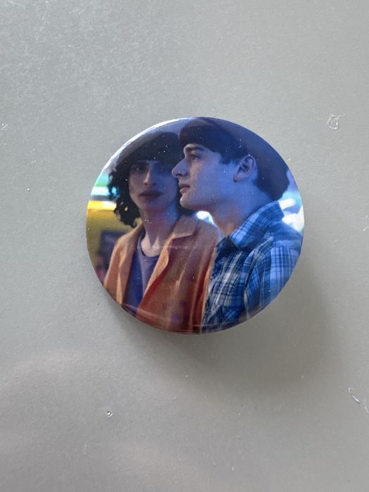 значки stranger things (уилл,майк)