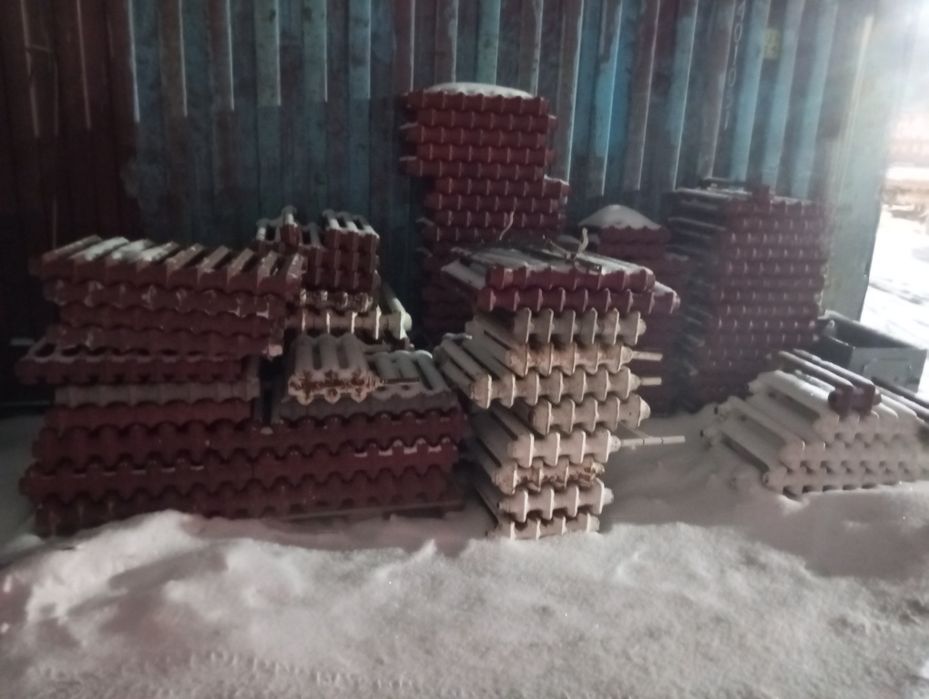 Продам чугунный батарей бу новый