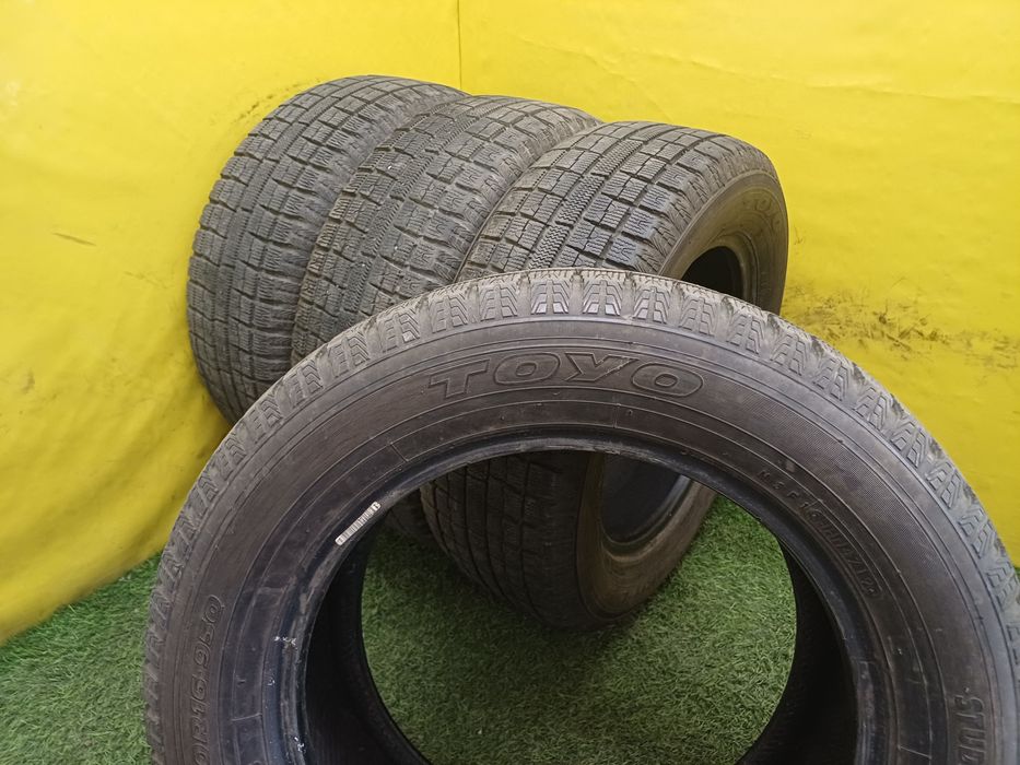 Шины 215 60 R16 TOYO комплект