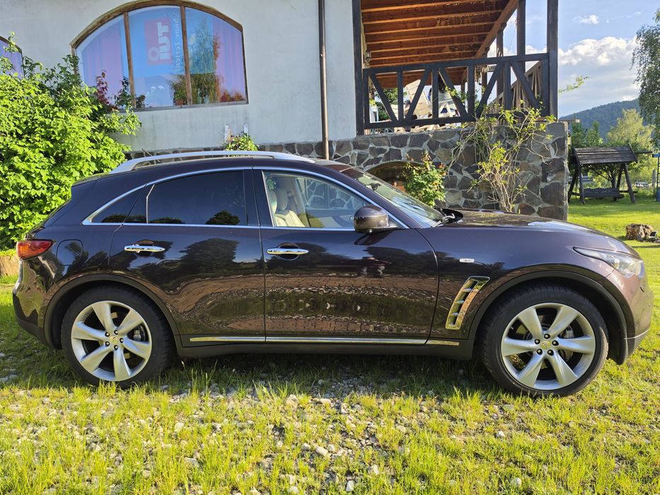 Auto Infiniti fx30d