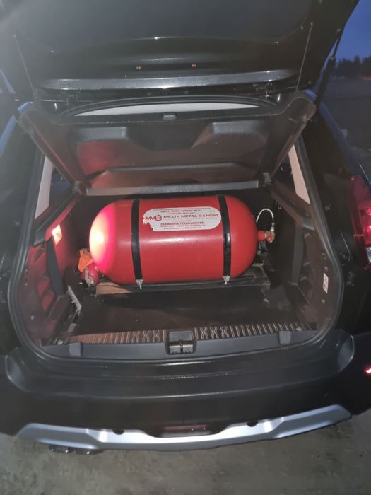 Lada x ray cross tez  va arzon sotiladi