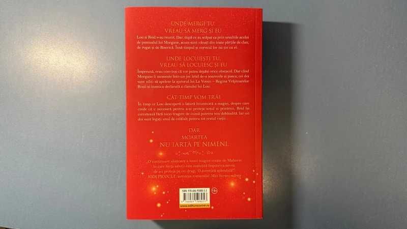Carte "Sânge și miere" – Shelby Mahurin
