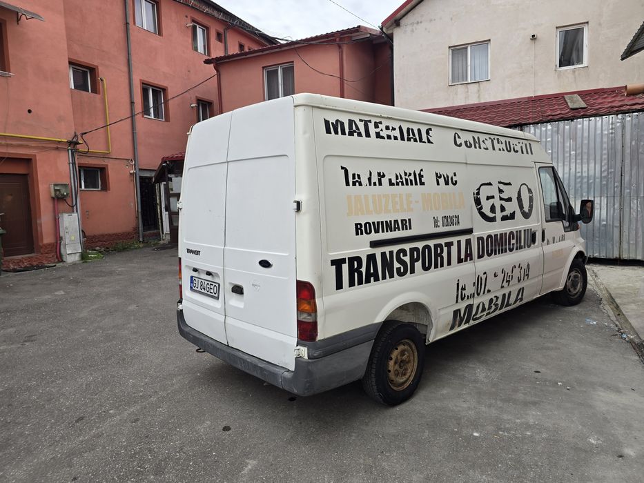 Vand  microbuz Ford.an 2005.masina este pe firma.se vinde cu factura