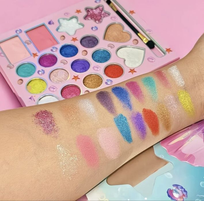 Детская косметика, палетка теней для девочки