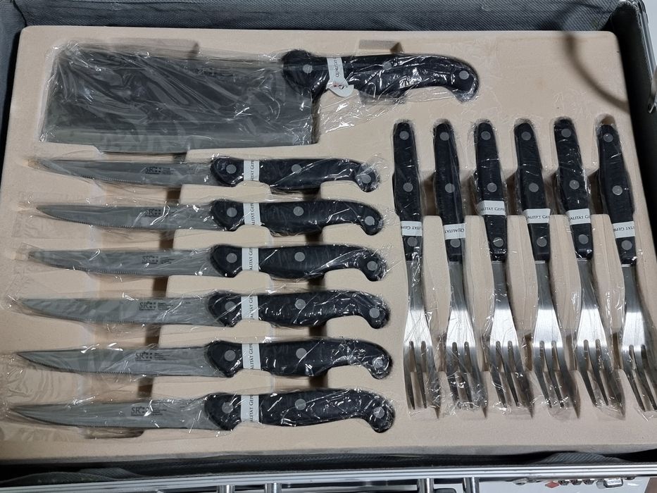SR Swissler Royal - комплект 24 части швейцарски ножове и прибори
