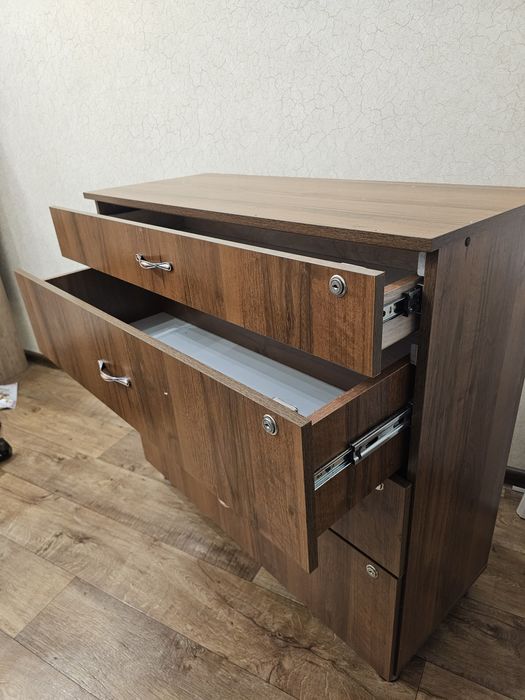 Комод 96×100×40см