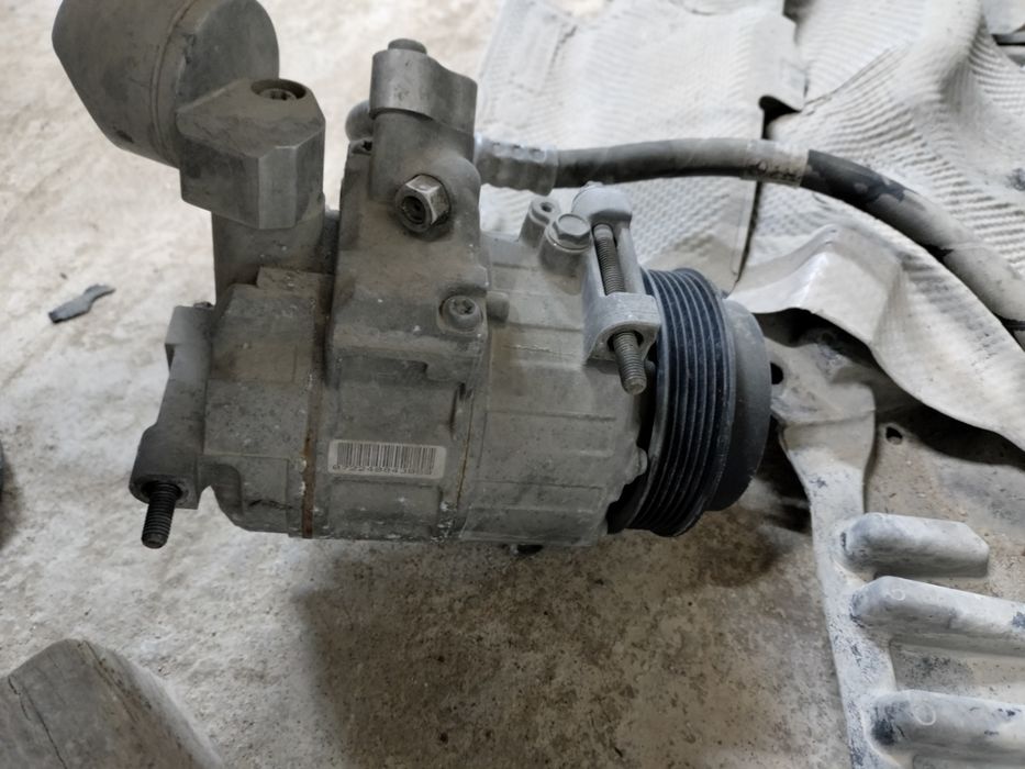 E200 mersedes 2011г на разборе