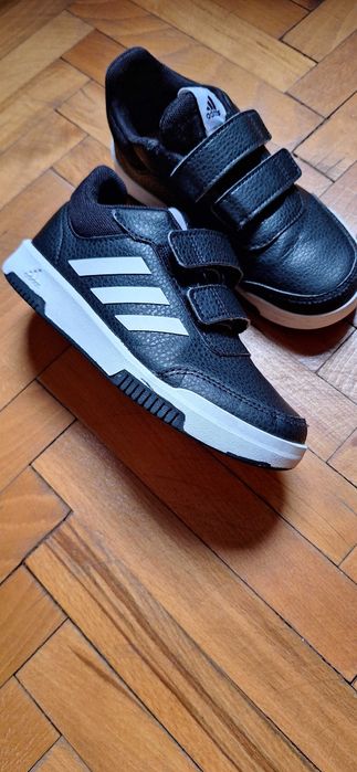 Обувки Adidas 30 номер