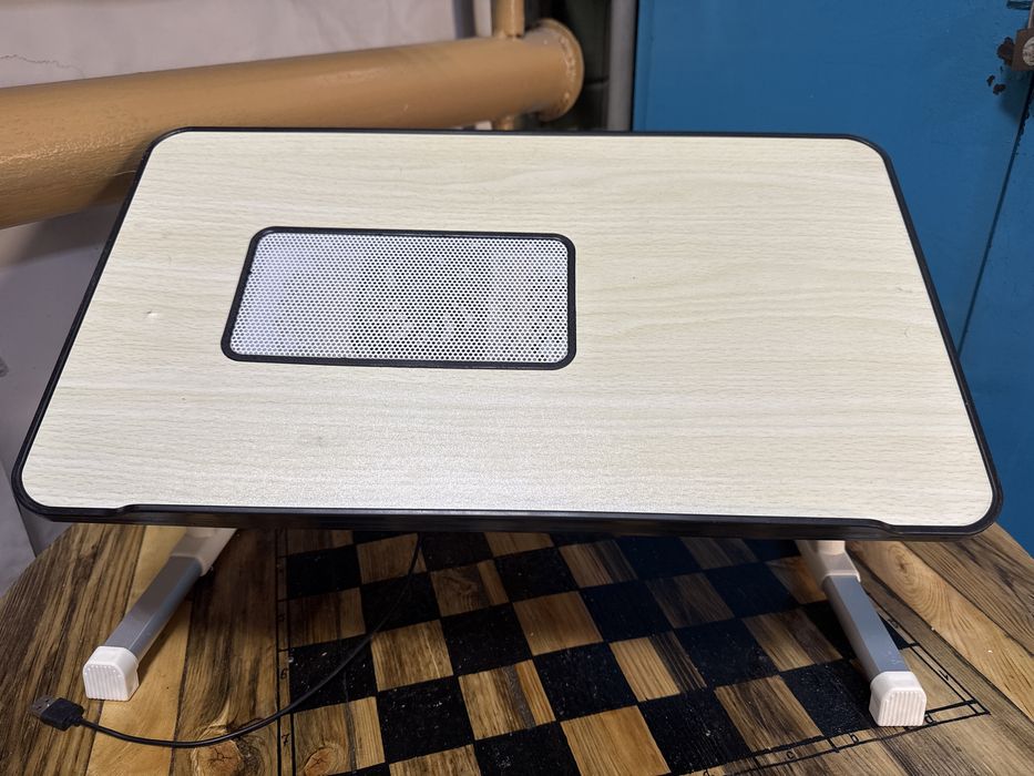 Подставка для ноутбука