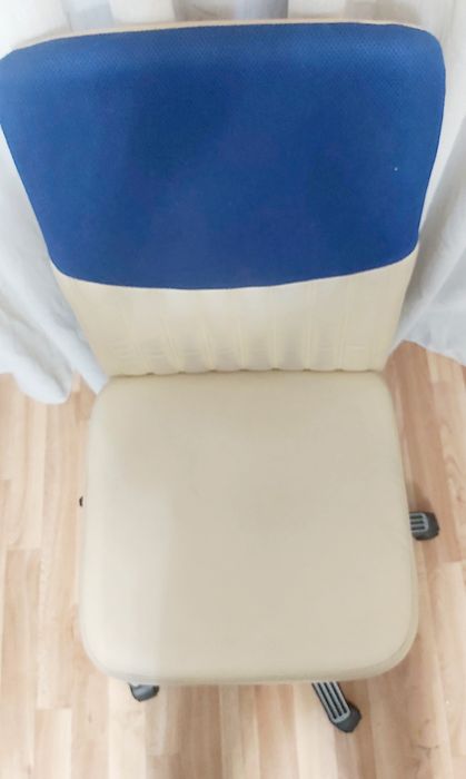 Офисное кресло в отличном состоянии