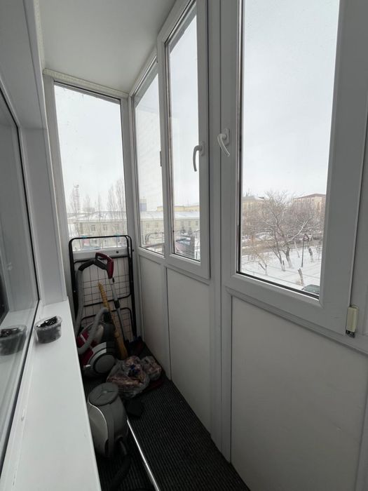 Продам 2х,Центр,37кв,3 этаж