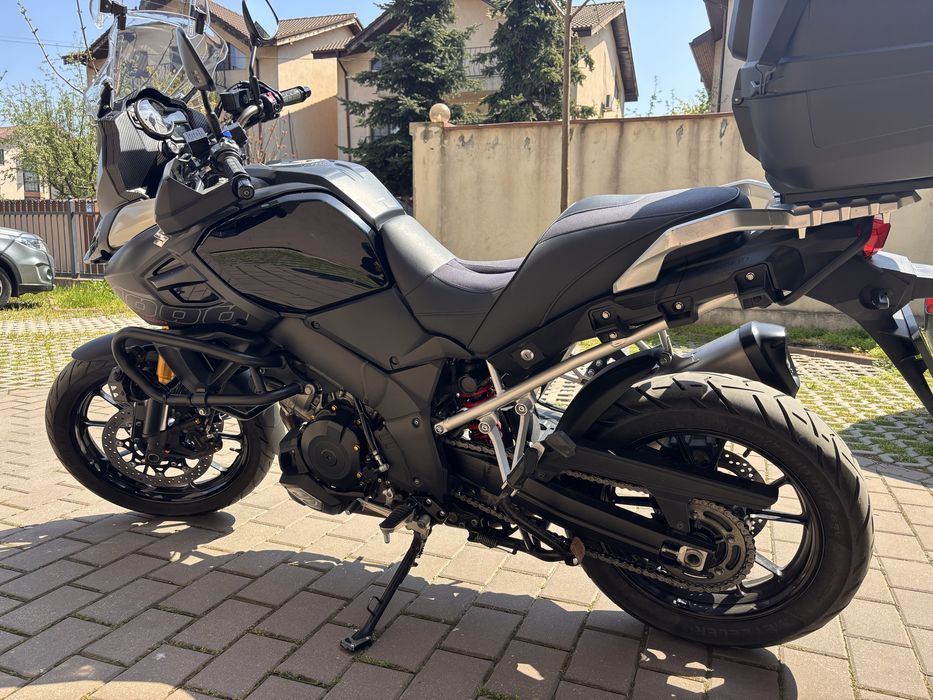 De vânzare Suzuki V-Strom DL1000 – 2016