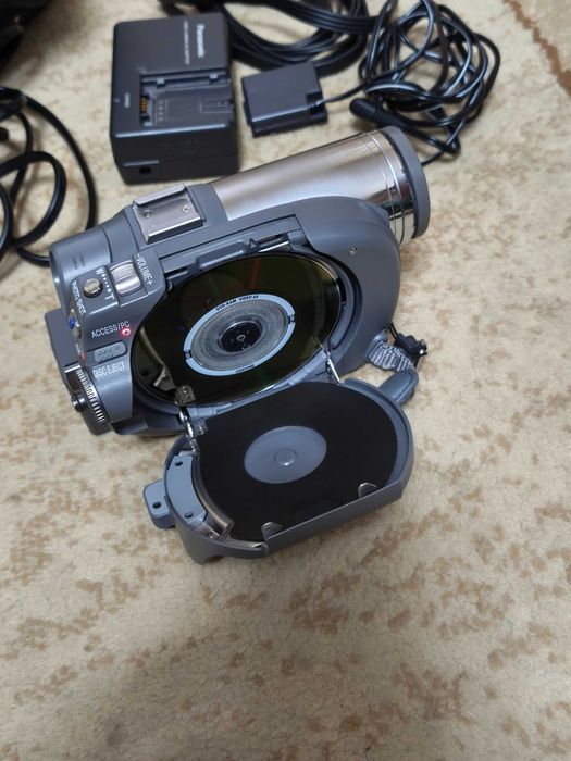 Видеокамера Panasonic VDR-D250
