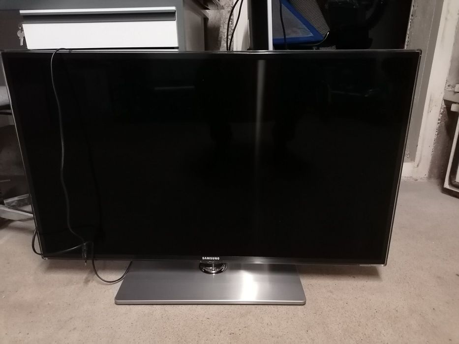 Продам телевизор samsung smart 40 дюймов 102 см