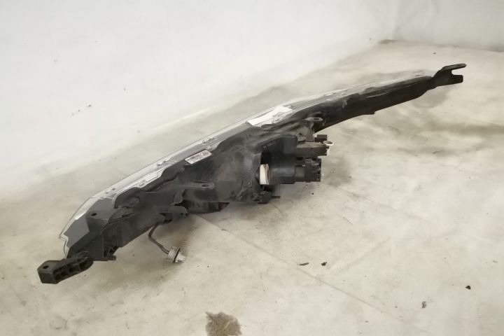 Десен фар Лед Оригинален в добро състояние Toyota Корола / Toyota Coro