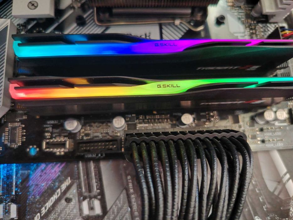 Рам памет G.SKILL Trident Z5 RGB 64GB (2x32GB) DDR5 6400MHz AM5/INTEL CL 30