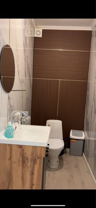 Сдаётся маникюрный столик