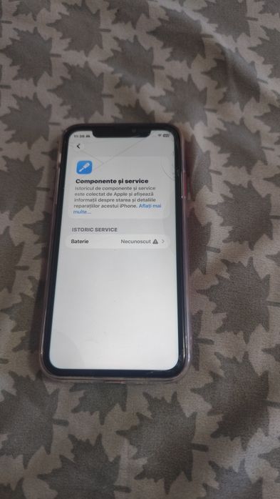 iPhone 11 product red