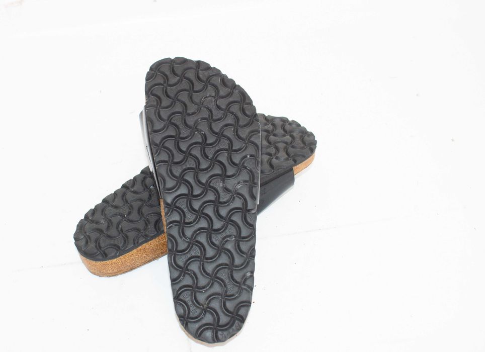 Birkenstock Madrid оригинални чехли черен лак с катарама унисекс 40