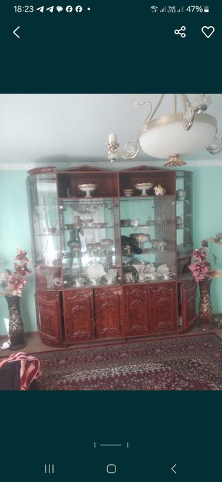 Сервант стенка сотилади