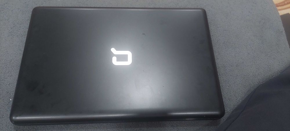Ноутбук compaq cq77