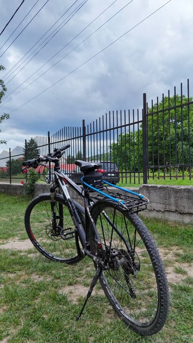Bicicleta drumeții Bulls