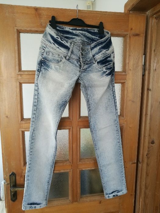 Blugi Terranova noi