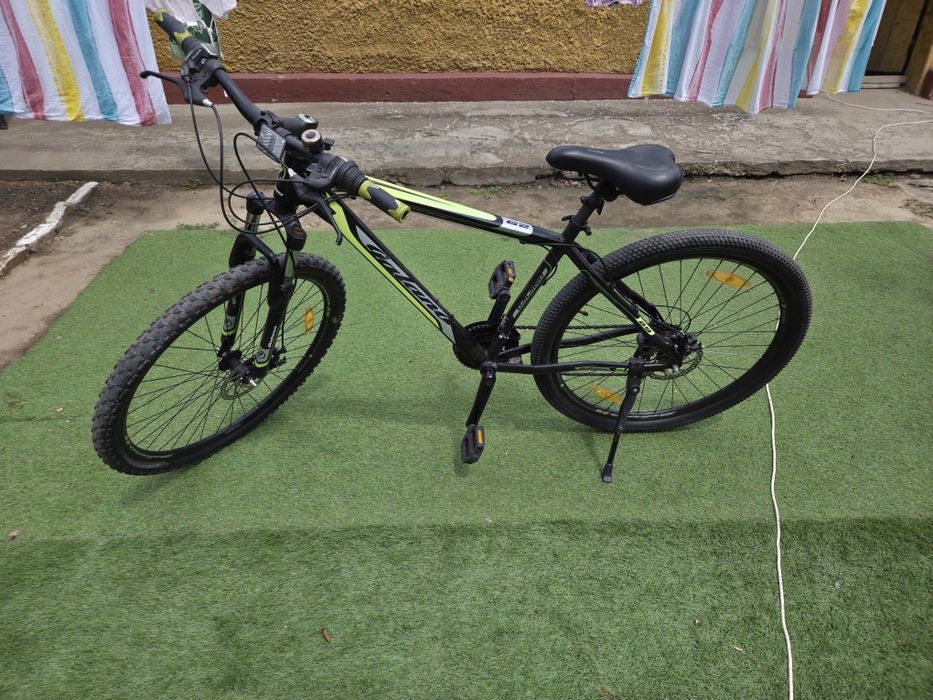 Vând bicicletă pe 29"