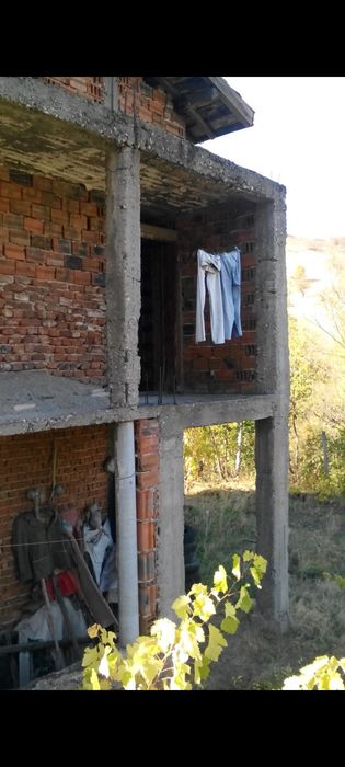 Продавам вила/къща