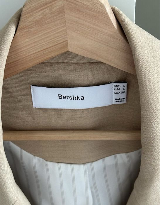 Пиджак женский М-л размер