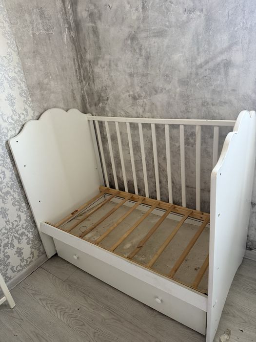 Продам детскую манеж