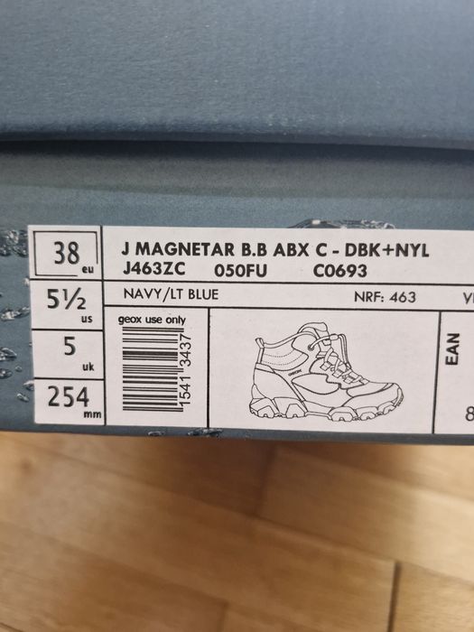 Нови  боти Geox номер 37