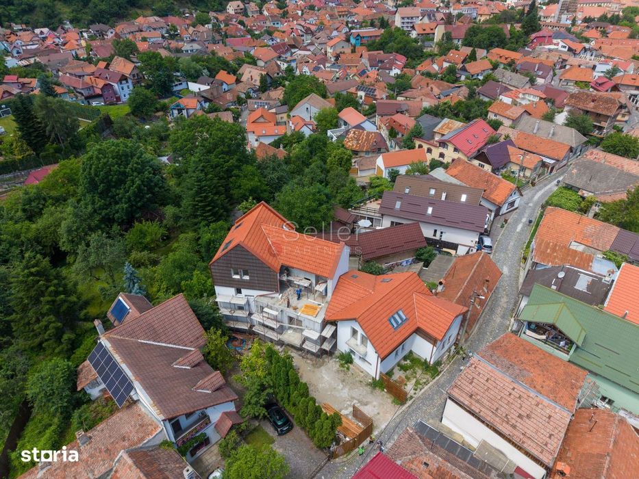 Imobil compus din 8 unitati locative