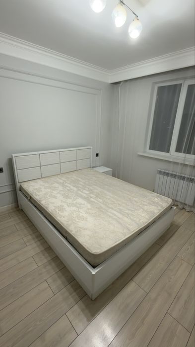 Продам двухспальную кровать