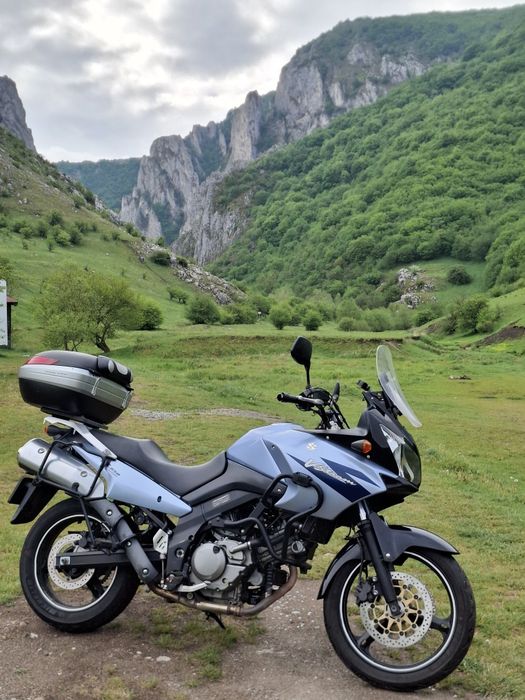 Suzuki V Strom! ( la fel ca Transalp, cf moto,kawasaki  versys,etc)