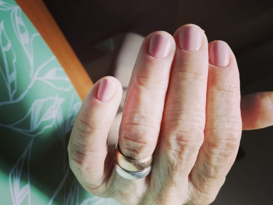 Unghii cu gel /Pedichiura semi