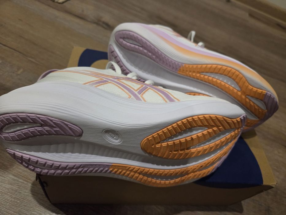 Asics gel nimbus 27