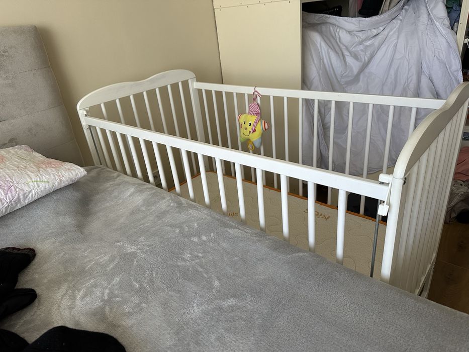 Kinderkraft   Дървена кошара на 3 нива 60x120см