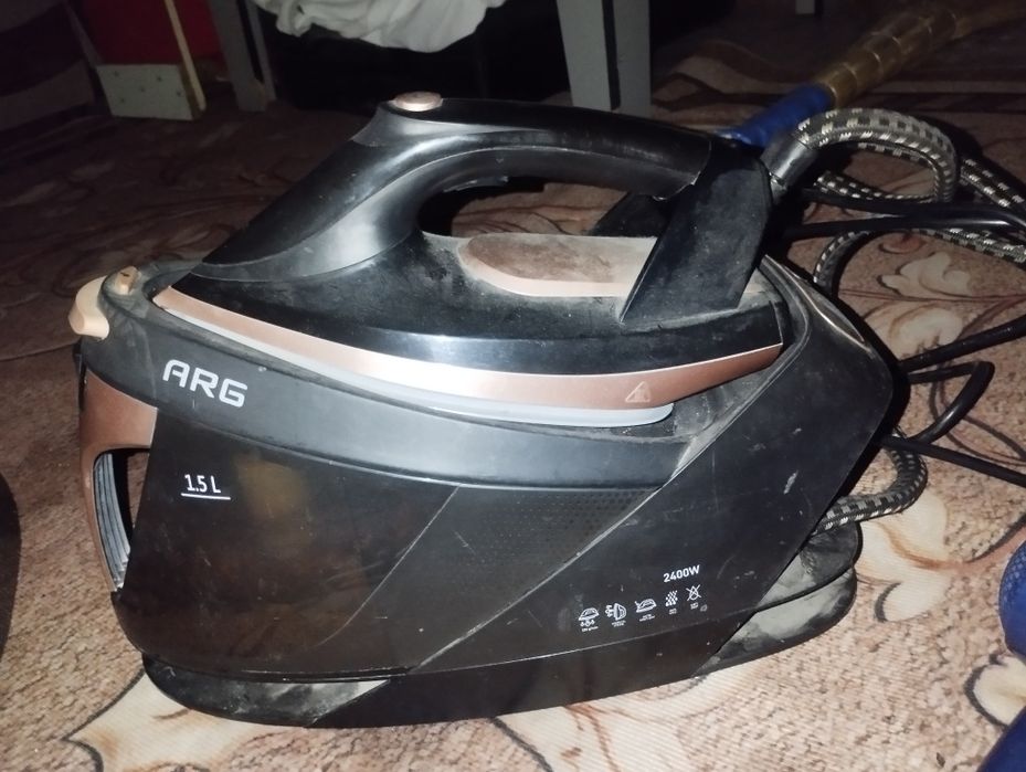 Утюг поравой продам