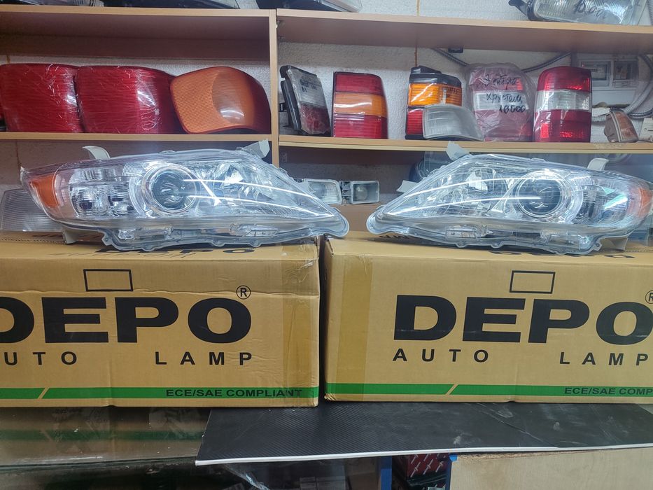 Фары на Тойота Камри 45 линзовый. Фирма Депо. Тайвань