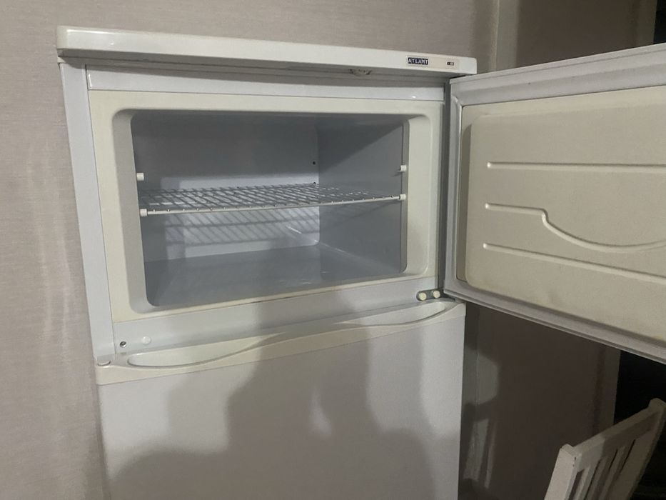 Холодильник ATLANT — 50 000 ₸