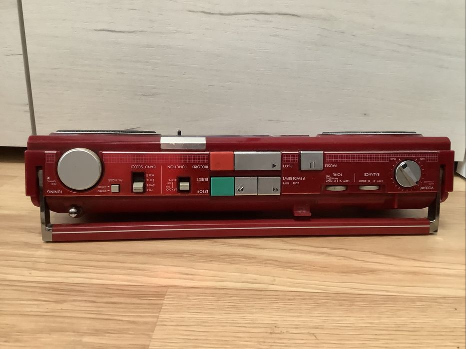 2 radiocasetofoane Sanyo , M-S300K și M 1950F, defecte