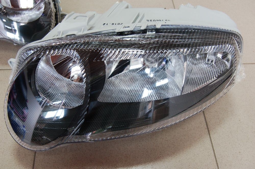 Фарове за Алфа ромео 147 черни