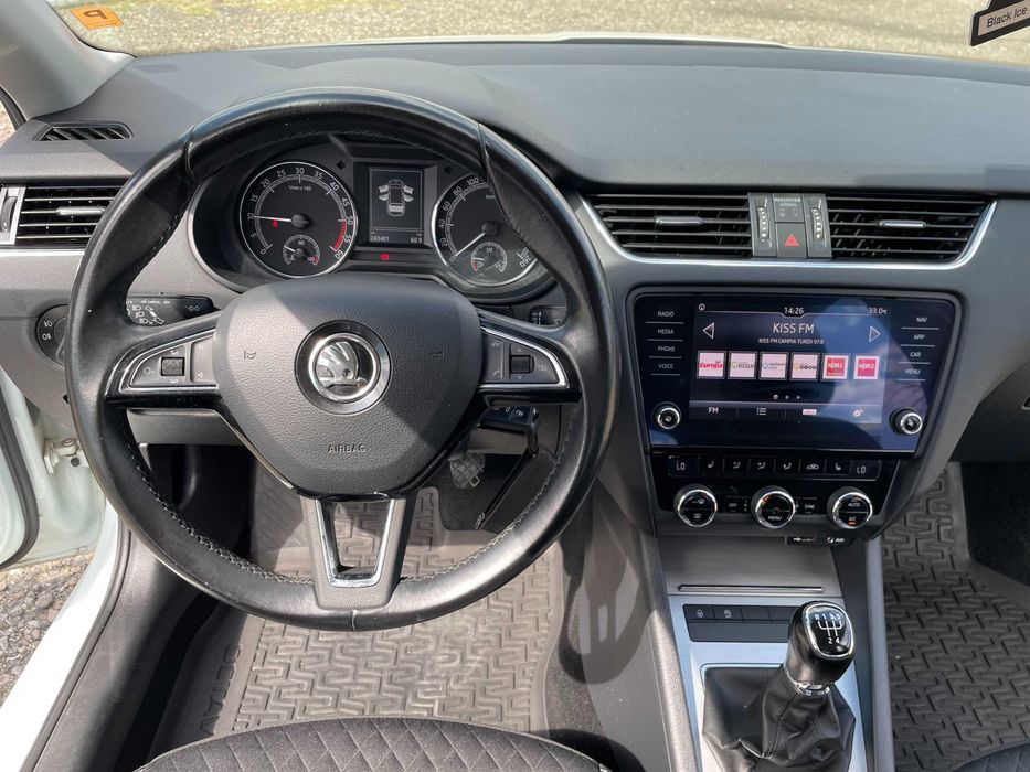 auto skoda octavia